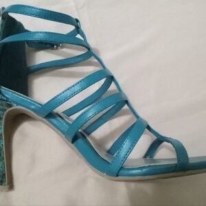 Christian Siranio teal animal print heel size 7